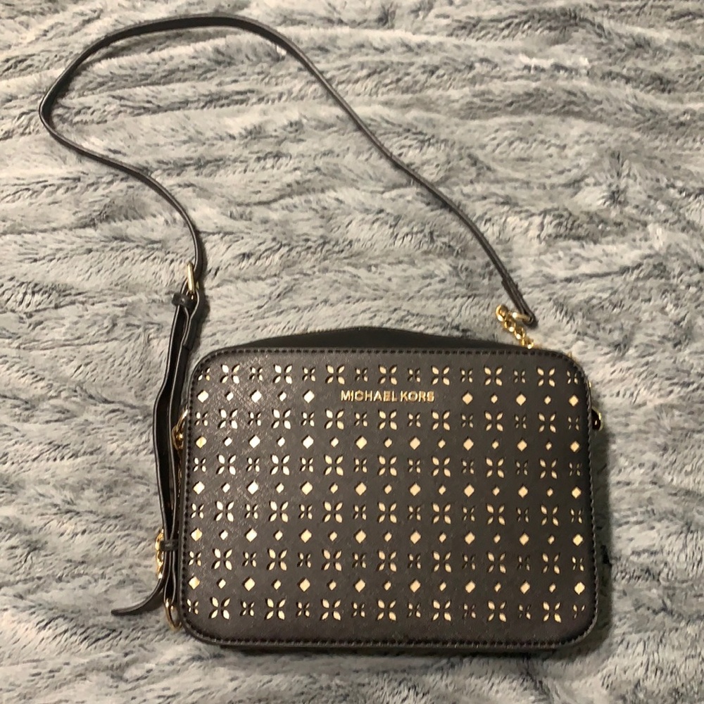 Micheal Kors Crossbody